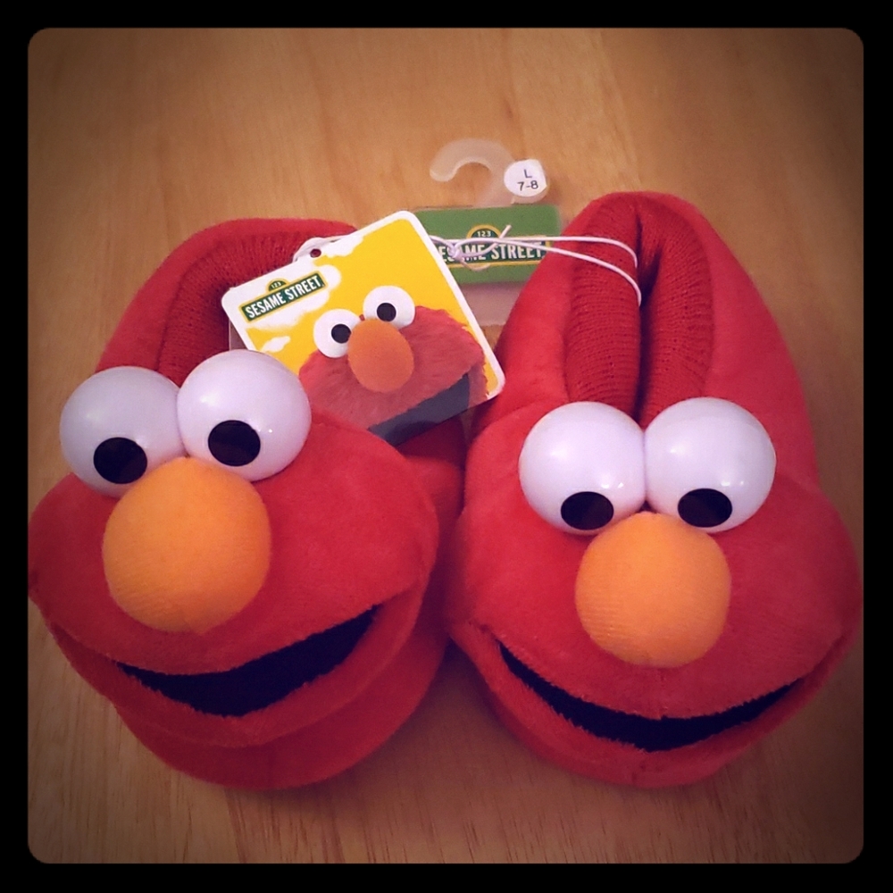 Elmo slippers